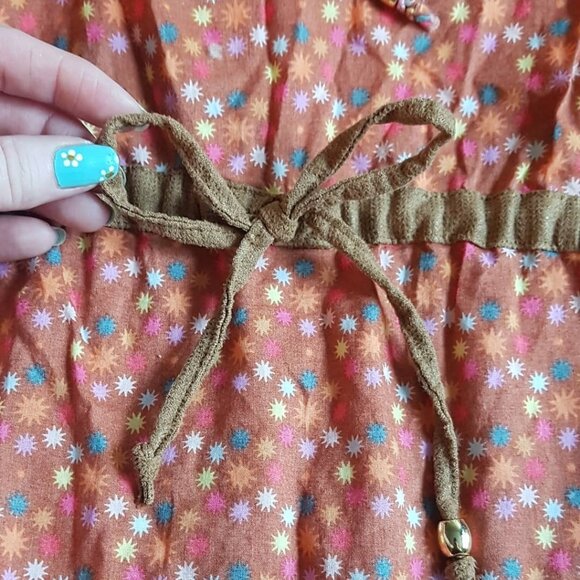 Adorable Hippie/boho top with suede trim. - Picture 9 of 10